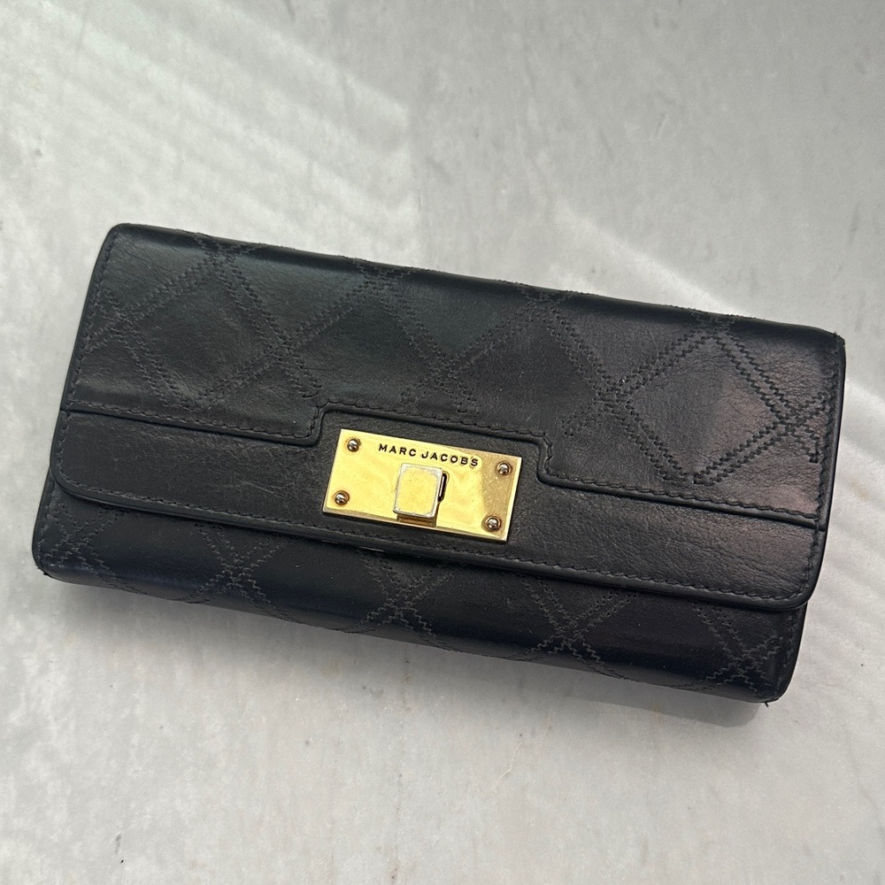 Vintage Marc Jacobs Black Quilted Leather Wallet